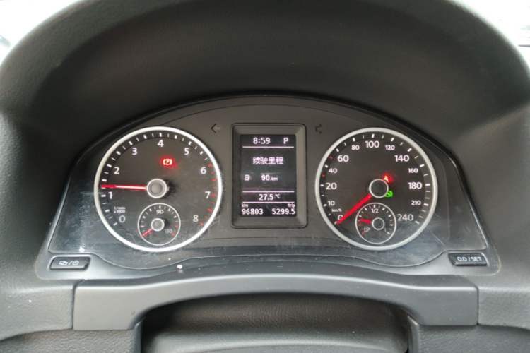 Used Volkswagen Tiguan 2015 1.8TSI Automatic Two-Wheel Drive Trend Edition Instrument Cluster
