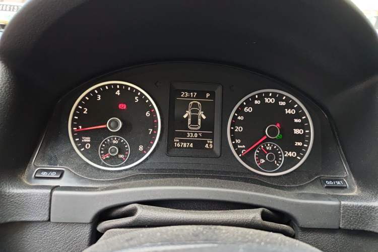 Used Volkswagen Tiguan 2015 1.8TSI Automatic Two-Wheel Drive Comfort Edition Instrument Cluster