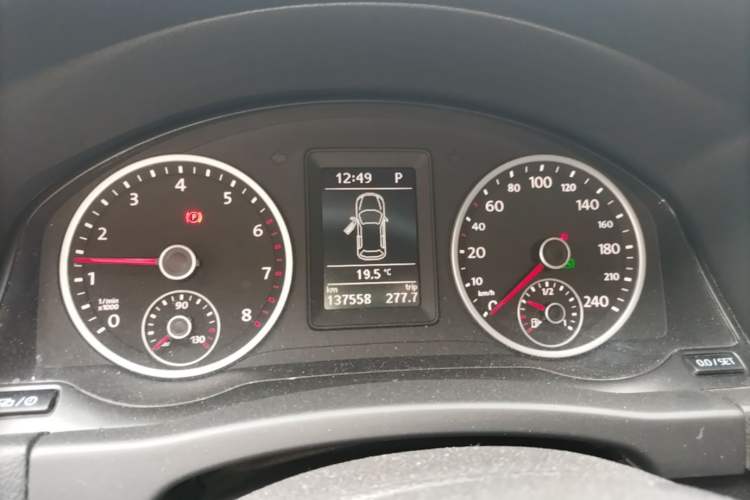 Used Volkswagen Tiguan 2015 1.8TSI Automatic Two-Wheel Drive Comfort Edition Instrument Cluster