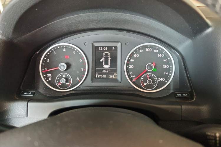 Used Volkswagen Tiguan 2015 1.8TSI Automatic Two-Wheel Drive Comfort Edition Instrument Cluster