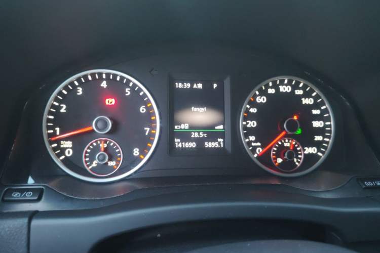 Used Volkswagen Tiguan 2015 1.8TSI Automatic Two-Wheel Drive Luxury Model Instrument Cluster