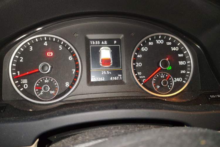 Used Volkswagen Tiguan 2015 1.8TSI Automatic Two-Wheel Drive Luxury Model Instrument Cluster