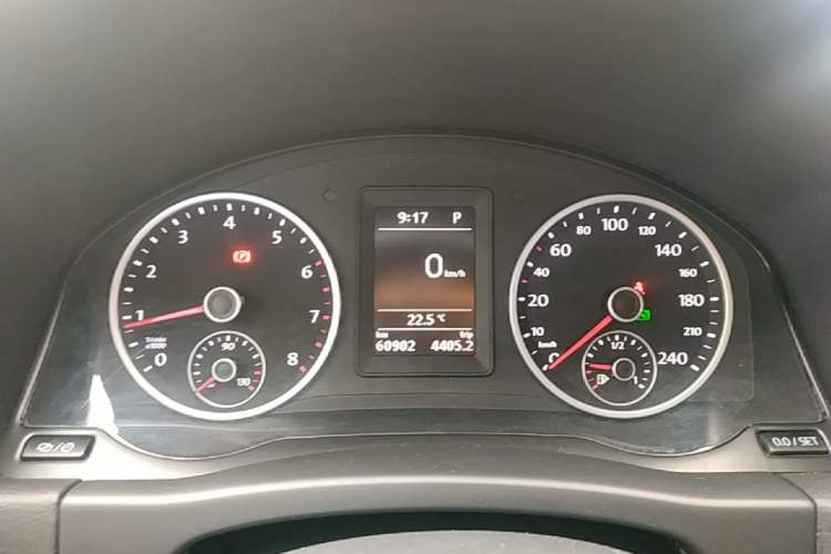 Used Volkswagen Tiguan 2015 1.8TSI Automatic Two-Wheel Drive Comfort Edition Instrument Cluster