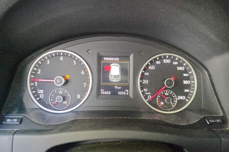 Used Volkswagen Tiguan 2015 1.8TSI Automatic Two-Wheel Drive Luxury Model Instrument Cluster