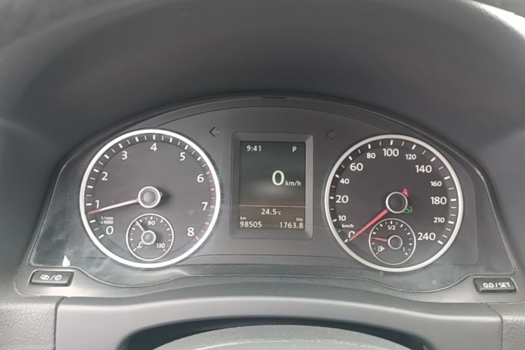 Used Volkswagen Tiguan 2015 1.8TSI Automatic Two-Wheel Drive Luxury Model Instrument Cluster
