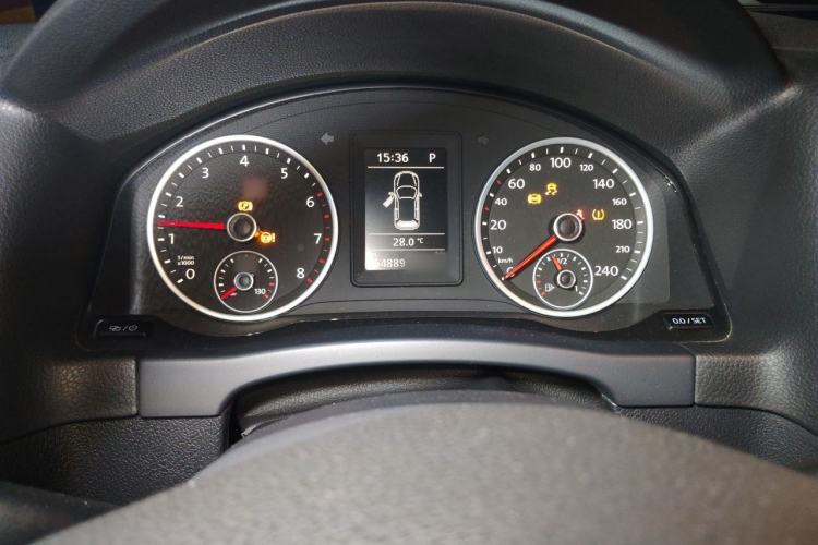 Used Volkswagen Tiguan 2015 1.8TSI Automatic Two-Wheel Drive Comfort Edition Instrument Cluster