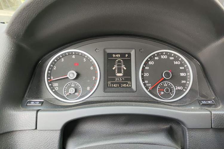 Used Volkswagen Tiguan 2015 1.8TSI Automatic All-Wheel Drive Comfort Edition Instrument Cluster