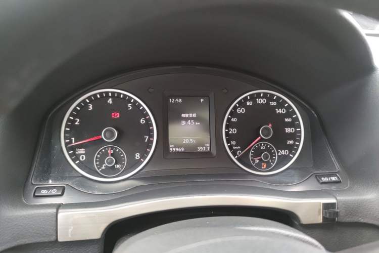 Used Volkswagen Tiguan 2015 1.8TSI Automatic Two-Wheel Drive Luxury Model Instrument Cluster