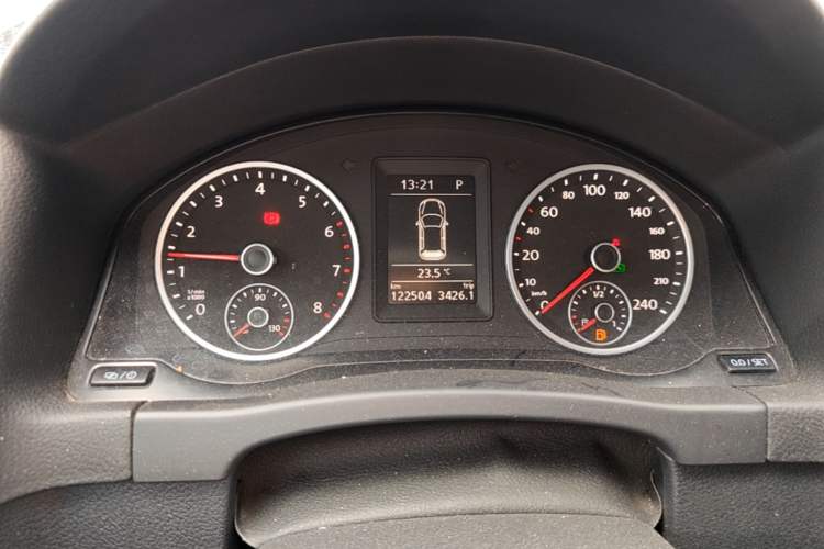 Used Volkswagen Tiguan 2015 1.8TSI Automatic Two-Wheel Drive Trend Edition Instrument Cluster