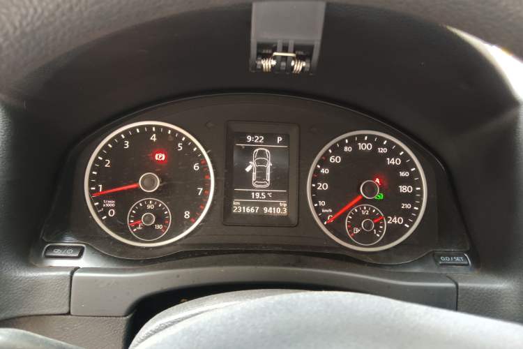 Used Volkswagen Tiguan 2015 1.8TSI Automatic Two-Wheel Drive Trend Edition Instrument Cluster