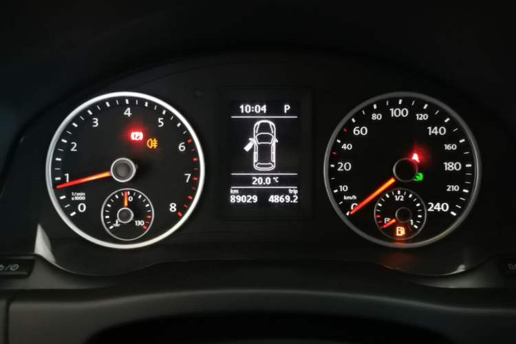 Used Volkswagen Tiguan 2015 1.8TSI Automatic Two-Wheel Drive Comfort Edition Instrument Cluster