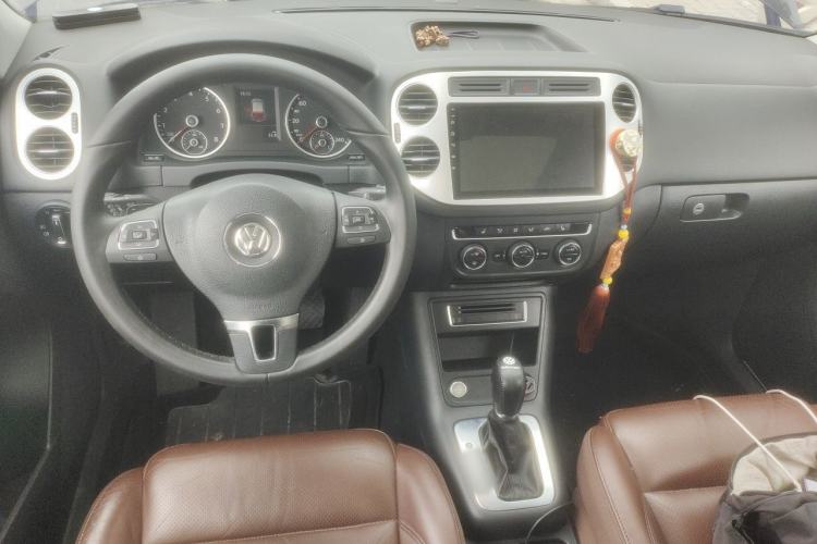Used Volkswagen Tiguan 2015 1.8TSI Automatic Two-Wheel Drive Luxury Model Interior 2
