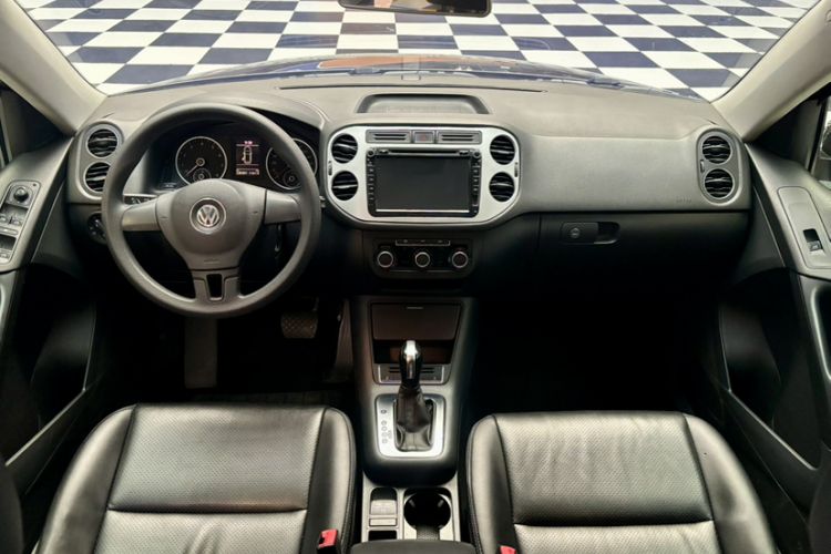 Used Volkswagen Tiguan 2015 1.8TSI Automatic Two-Wheel Drive Trend Edition Interior 3