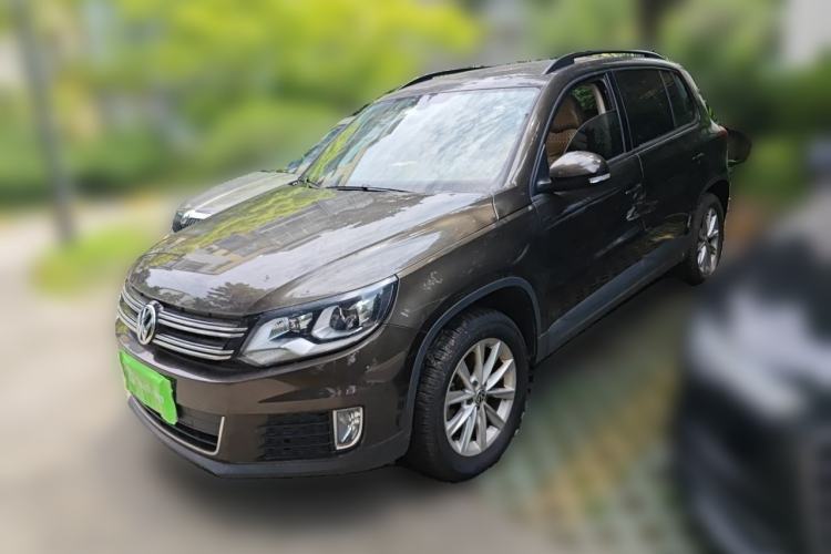 Used Volkswagen Tiguan 2015 1.8TSI Automatic Two-Wheel Drive Comfort Edition Guazi used car, China used car export, Used car for sale, Used  cars, Cheapest cars for sale