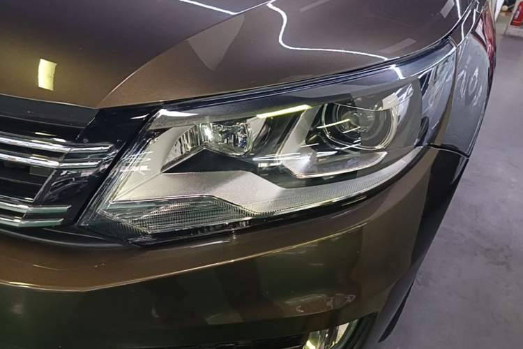 Used Volkswagen Tiguan 2015 1.8TSI Automatic Two-Wheel Drive Luxury Model Left Front Headlight