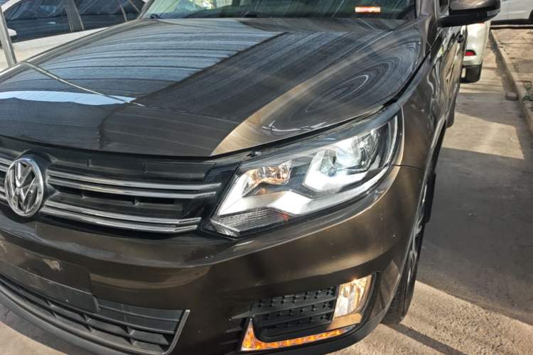 Used Volkswagen Tiguan 2015 1.8TSI Automatic Two-Wheel Drive Luxury Model Left Front Headlight