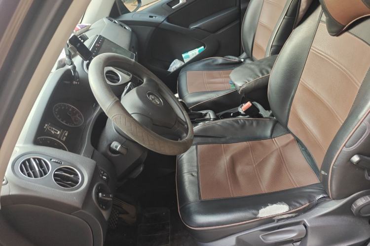Used Volkswagen Tiguan 2015 1.8TSI Automatic Two-Wheel Drive Trend Edition Left Front Seat