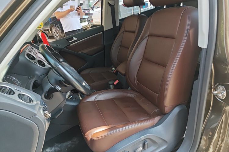 Used Volkswagen Tiguan 2015 1.8TSI Automatic Two-Wheel Drive Luxury Model Left Front Seat