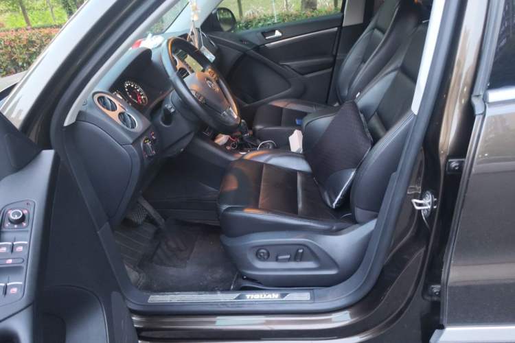 Used Volkswagen Tiguan 2015 1.8TSI Automatic Two-Wheel Drive Luxury Model Left Front Seat