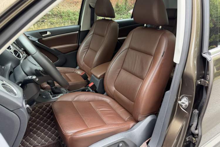 Used Volkswagen Tiguan 2015 1.8TSI Automatic Two-Wheel Drive Luxury Model Left Front Seat