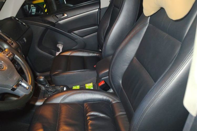 Used Volkswagen Tiguan 2015 1.8TSI Automatic Two-Wheel Drive Comfort Edition Left Front Seat