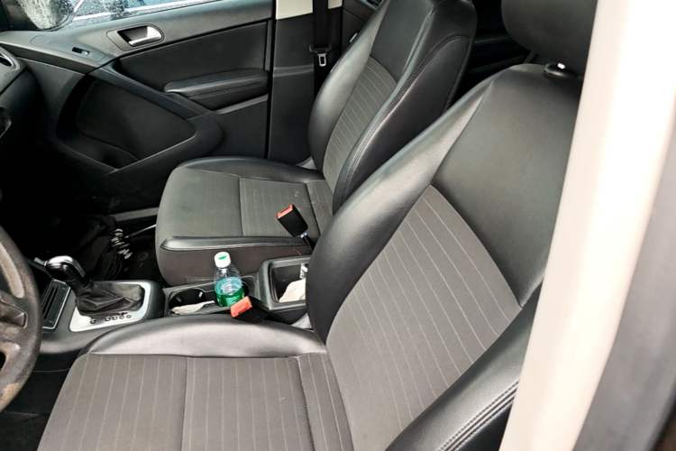 Used Volkswagen Tiguan 2015 1.8TSI Automatic Two-Wheel Drive Trend Edition Left Front Seat