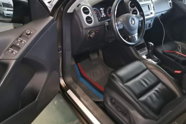 Used Volkswagen Tiguan 2015 1.8TSI Automatic Two-Wheel Drive Comfort Edition Left Front Seat