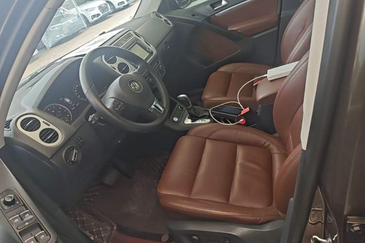 Used Volkswagen Tiguan 2015 1.8TSI Automatic Two-Wheel Drive Luxury Model Left Front Seat