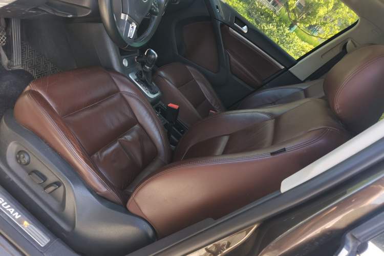 Used Volkswagen Tiguan 2015 1.8TSI Automatic Two-Wheel Drive Luxury Model Left Front Seat