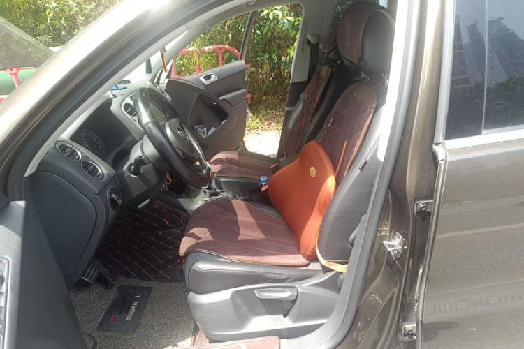 Used Volkswagen Tiguan 2015 1.8TSI Automatic Two-Wheel Drive Trend Edition Left Front Seat