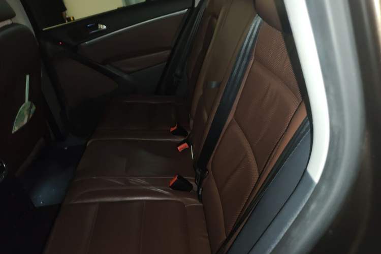 Used Volkswagen Tiguan 2015 1.8TSI Automatic Two-Wheel Drive Luxury Model Left Rear Seat