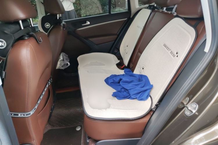 Used Volkswagen Tiguan 2015 1.8TSI Automatic All-Wheel Drive Comfort Edition Left Rear Seat