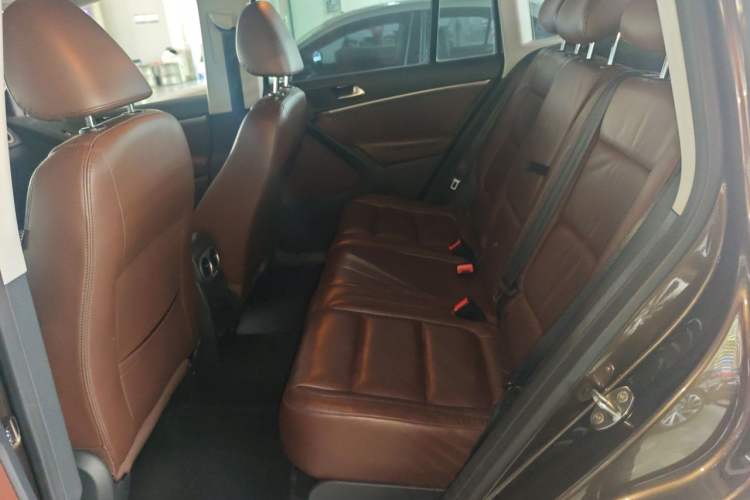 Used Volkswagen Tiguan 2015 1.8TSI Automatic Two-Wheel Drive Luxury Model Left Rear Seat