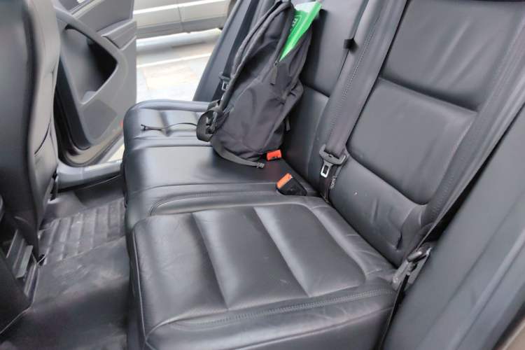 Used Volkswagen Tiguan 2015 1.8TSI Automatic Two-Wheel Drive Luxury Model Left Rear Seat