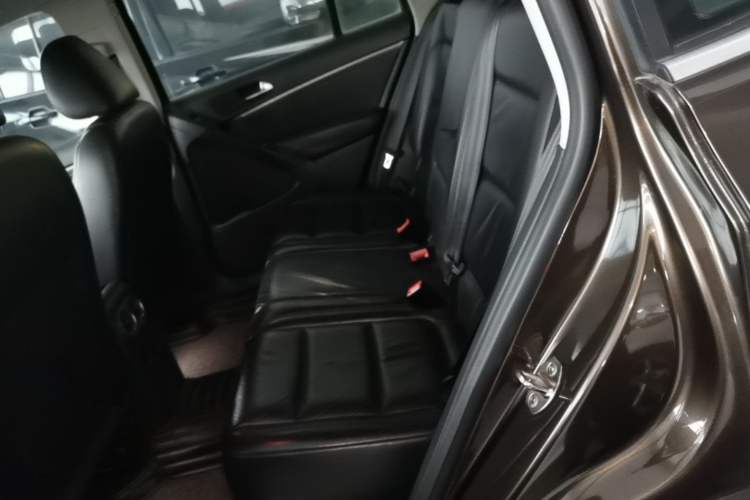 Used Volkswagen Tiguan 2015 1.8TSI Automatic Two-Wheel Drive Luxury Model Left Rear Seat