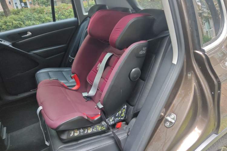 Used Volkswagen Tiguan 2015 1.8TSI Automatic Two-Wheel Drive Luxury Model Left Rear Seat