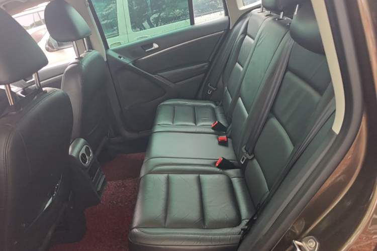 Used Volkswagen Tiguan 2015 1.8TSI Automatic Two-Wheel Drive Luxury Model Left Rear Seat