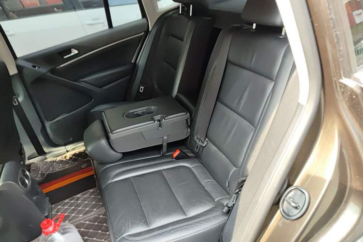 Used Volkswagen Tiguan 2015 1.8TSI Automatic Two-Wheel Drive Luxury Model Left Rear Seat