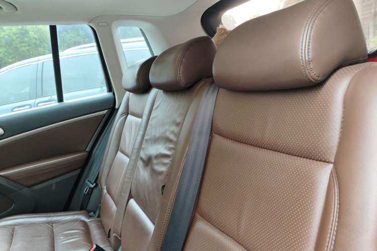 Used Volkswagen Tiguan 2015 1.8TSI Automatic Two-Wheel Drive Luxury Model Left Rear Seat