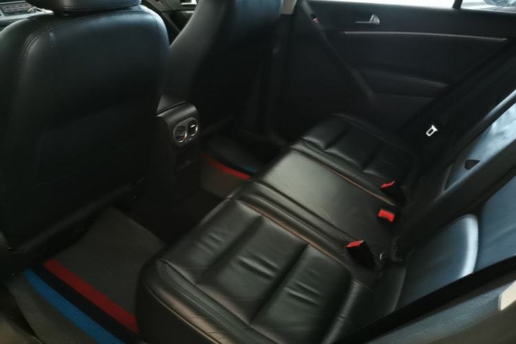 Used Volkswagen Tiguan 2015 1.8TSI Automatic Two-Wheel Drive Comfort Edition Left Rear Seat