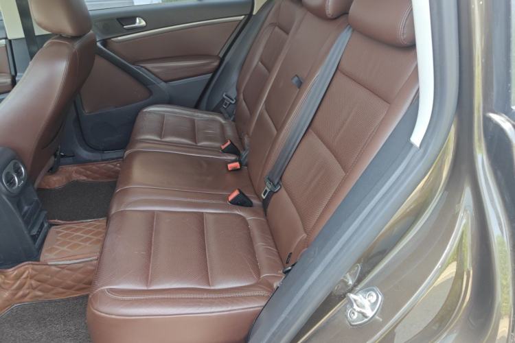 Used Volkswagen Tiguan 2015 1.8TSI Automatic Two-Wheel Drive Luxury Model Left Rear Seat