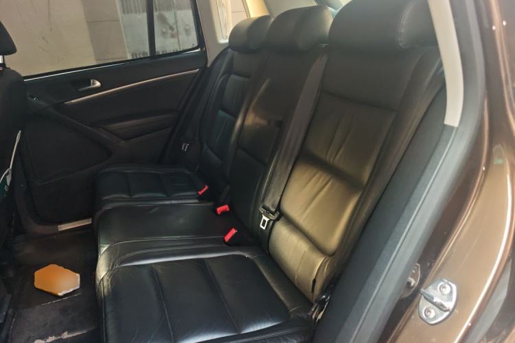 Used Volkswagen Tiguan 2015 1.8TSI Automatic Two-Wheel Drive Comfort Edition Left Rear Seat