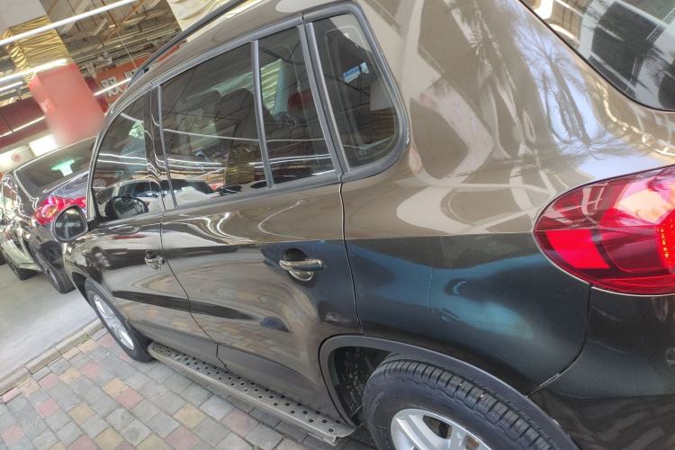 Used Volkswagen Tiguan 2015 1.8TSI Automatic Two-Wheel Drive Trend Edition Left Side