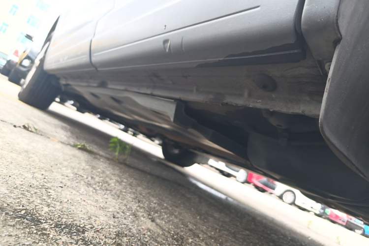 Used Volkswagen Tiguan 2015 1.8TSI Automatic Two-Wheel Drive Trend Edition Left Side Sill