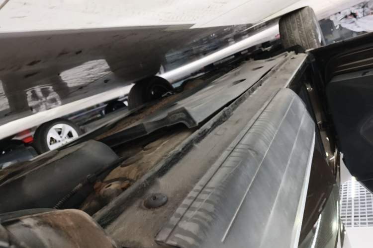 Used Volkswagen Tiguan 2015 1.8TSI Automatic Two-Wheel Drive Luxury Model Left Side Sill