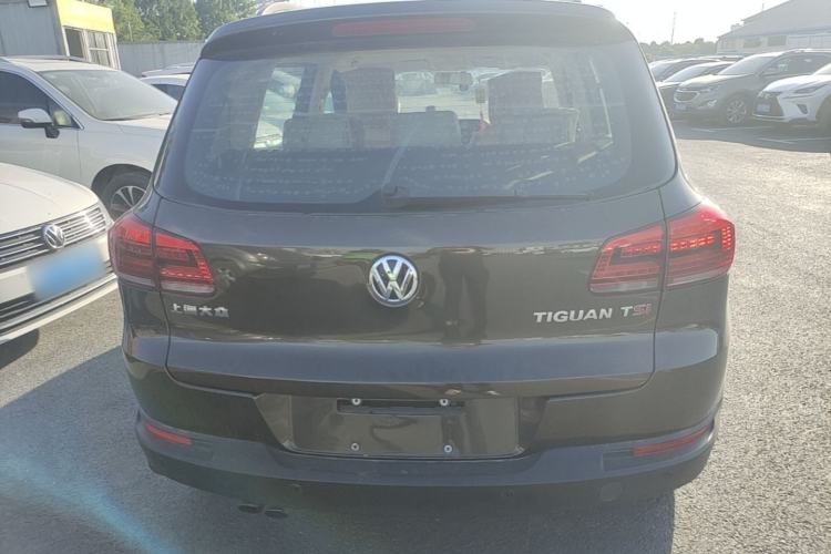 Used Volkswagen Tiguan 2015 1.8TSI Manual Two-Wheel Drive Fashion Edition Rear