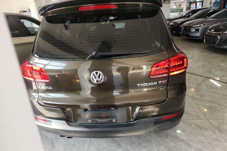 Used Volkswagen Tiguan 2015 1.8TSI Automatic Two-Wheel Drive Trend Edition Rear