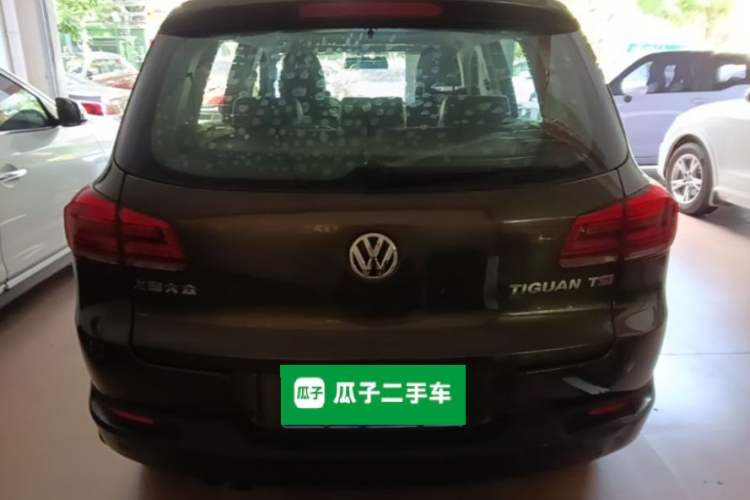 Used Volkswagen Tiguan 2015 1.8TSI Automatic Two-Wheel Drive Trend Edition Rear