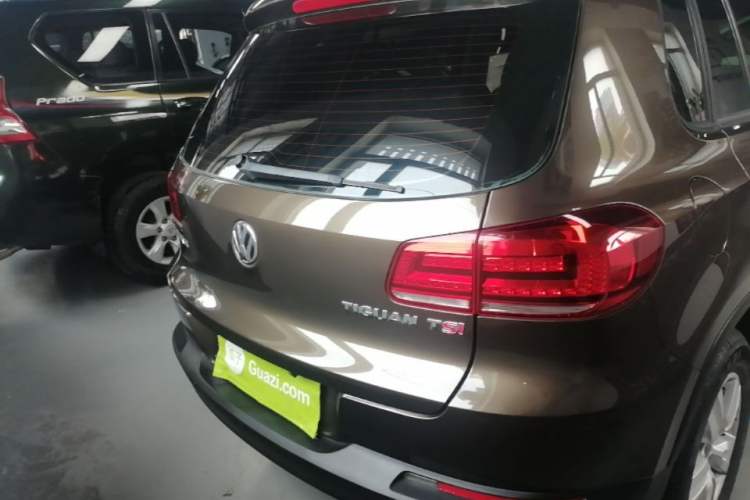 Used Volkswagen Tiguan 2015 1.8TSI Automatic Two-Wheel Drive Trend Edition Rear