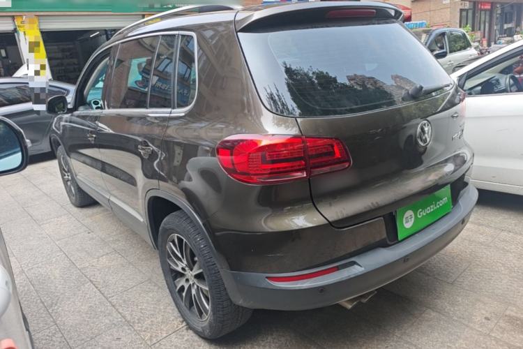Used Volkswagen Tiguan 2015 2.0 TSI Automatic All-Wheel Drive Luxury Edition Rear Left 45 Deg
